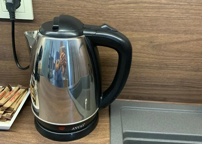 The Modern Nest With Free Underground Parking Apartment *