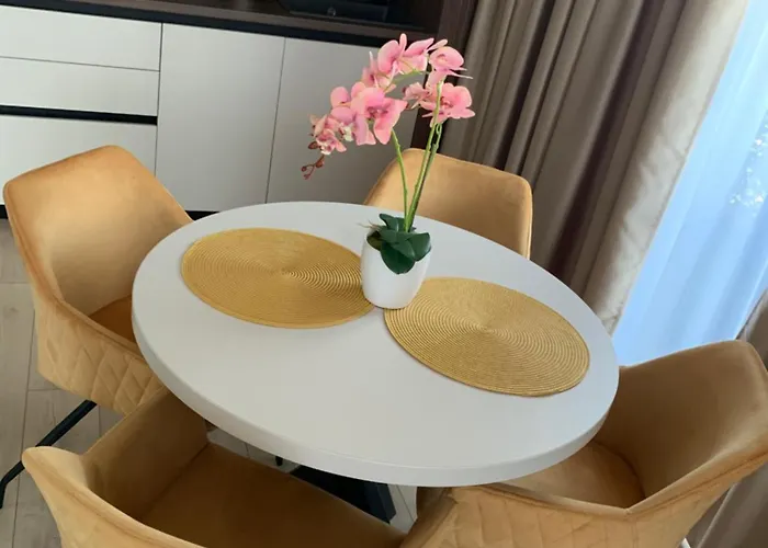 Apartment The Modern Nest With Free Underground Parking